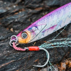 CUILLER BIASTOS 80gr ROSE HARENG Pêche Au Leurre En Mer -Philippe Pêche cuiller biastos 80gr rose hareng peche au leurre en mer 2