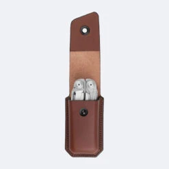 Étui Cuir Tanné Végétal Taille Large - AINSWORTH Pour Pince LEATHERMAN 8 Étui Cuir Tanné Végétal Taille Large - AINSWORTH Pour Pince LEATHERMAN -Philippe Pêche etui cuir tanne vegetal taille large ainsworth pour pince leatherman 2